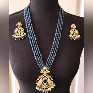 Elegant Space Blue Victorian beads Necklace